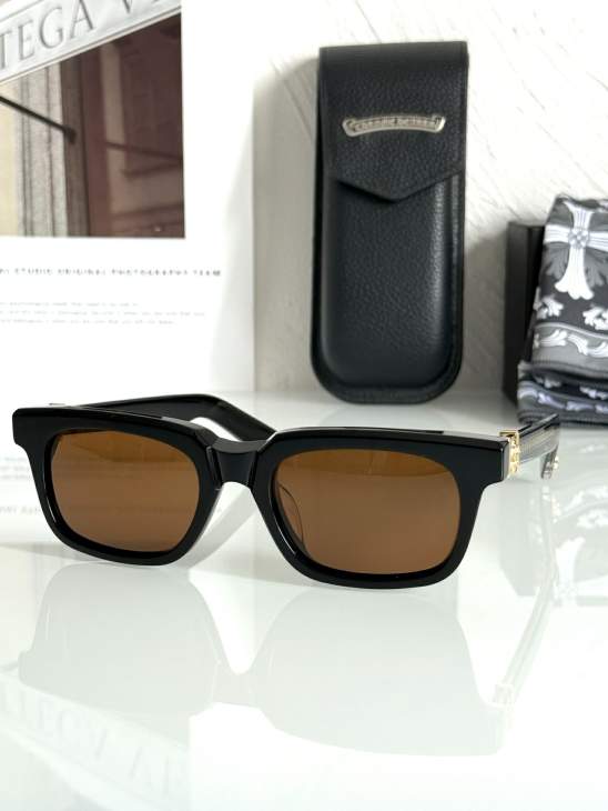 Picture of Chrome Hearts Sunglasses _SKUfw73585229fw